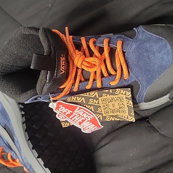 VANS UltraRange Exo Hi MTE-1 Dress Blues Black Orange - Picture 6 of 7